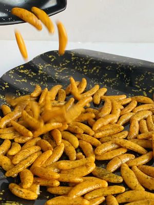 Crescent Shape Japanese Rice Crackers Puffed Seaweed Rice Cracker