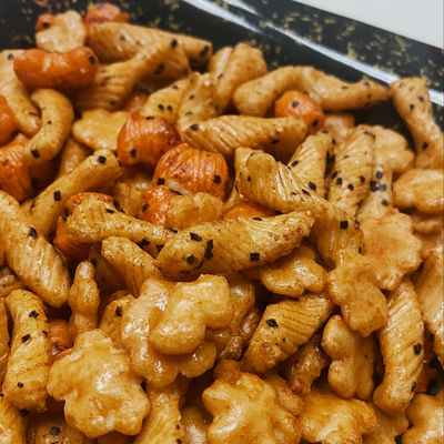 comprare Spuntini su misura all'ingrosso giapponesi del cracker del riso dell'alga dei cracker del riso online manufacture