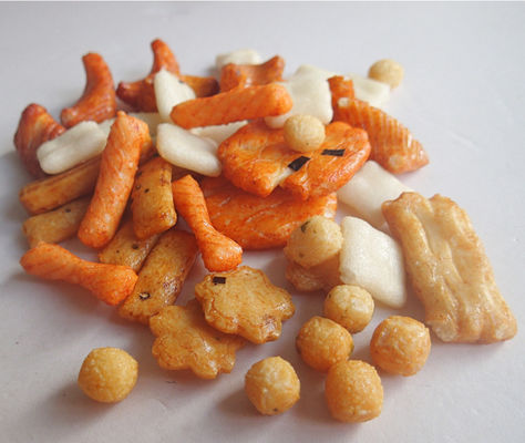 kopen OEM van China zoete Japanse van de de Mengelingsrijst van Rijstcrackers de Crackersnacks online manufacture