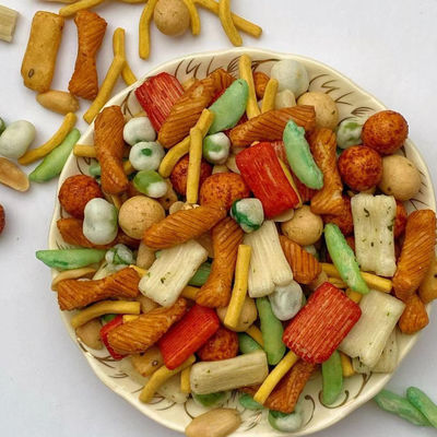 주문 프리미엄 전병 과자는 맛과 땅콩 PEA 과자를 혼합했습니다 online manufacture