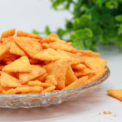 comprar O OEM friável dos biscoitos populares do arroz do milho do triângulo do petisco Flavored biscoitos online manufacture