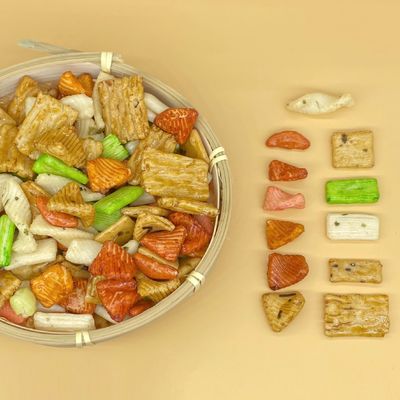 comprare Il grano misto di stile giapponese dei cracker del riso fa un spuntino il cracker variopinto del riso online manufacture