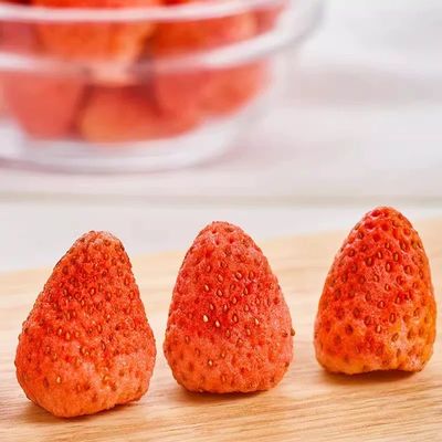 1-Year Shelf Life Sweetened Freeze-Dried Strawberry Snacks 5kg For Snacking Anytime