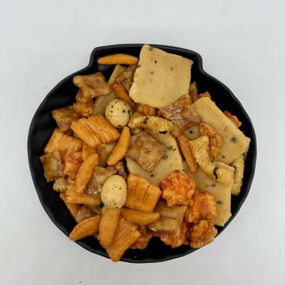 Low Fat Grain Snacks Fried Rice Crackers Baked For Custom Processing