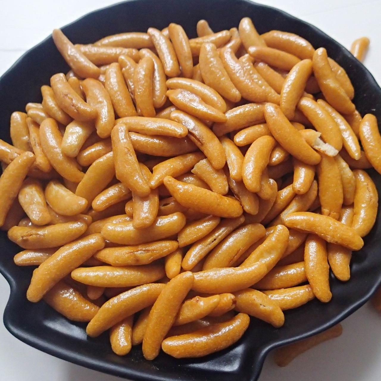 Round Chili Rice Rackers Japanese Rice Cracker Chili Chinese Snacks Premium Quality Highest ...