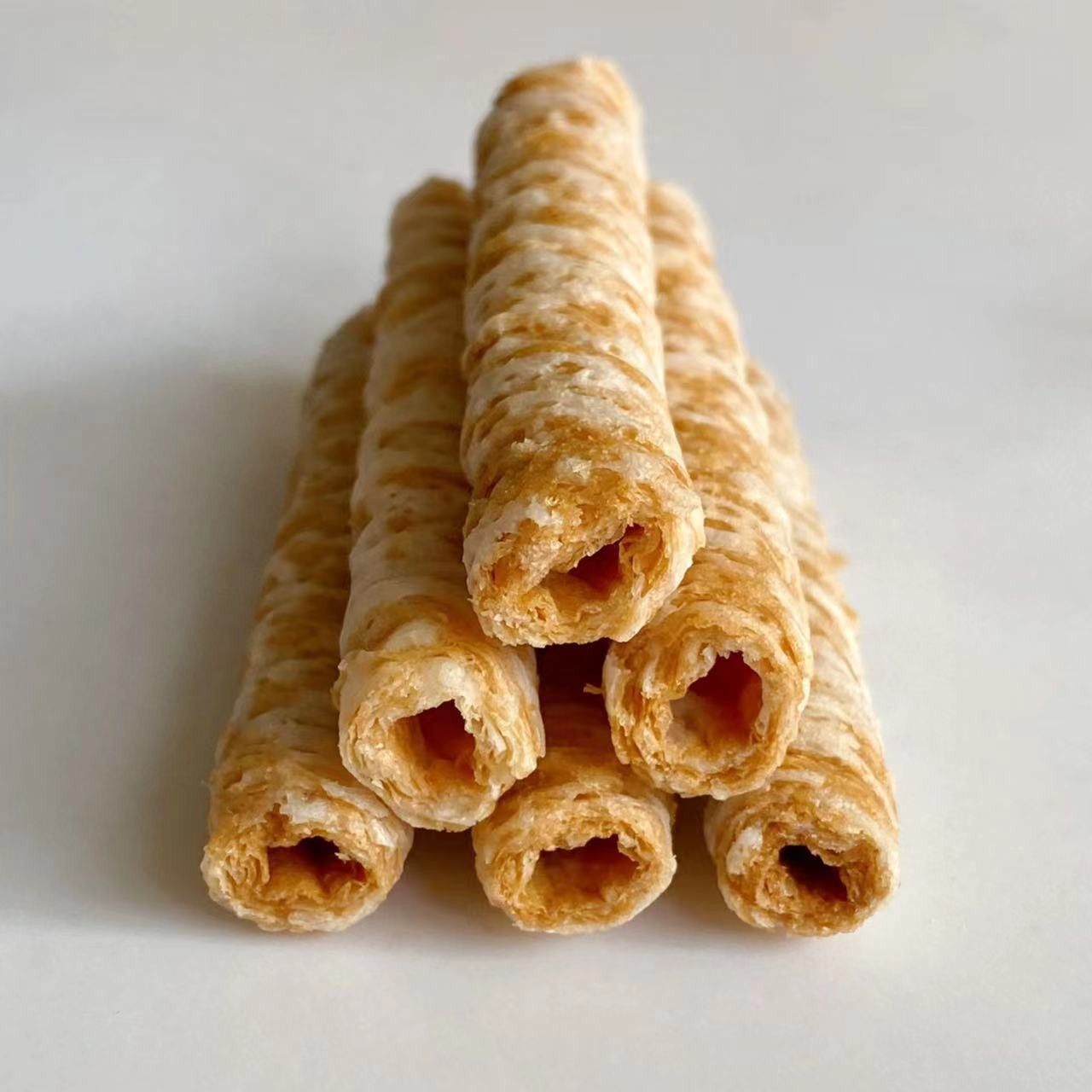 Wafer Coconut Crispy Roll