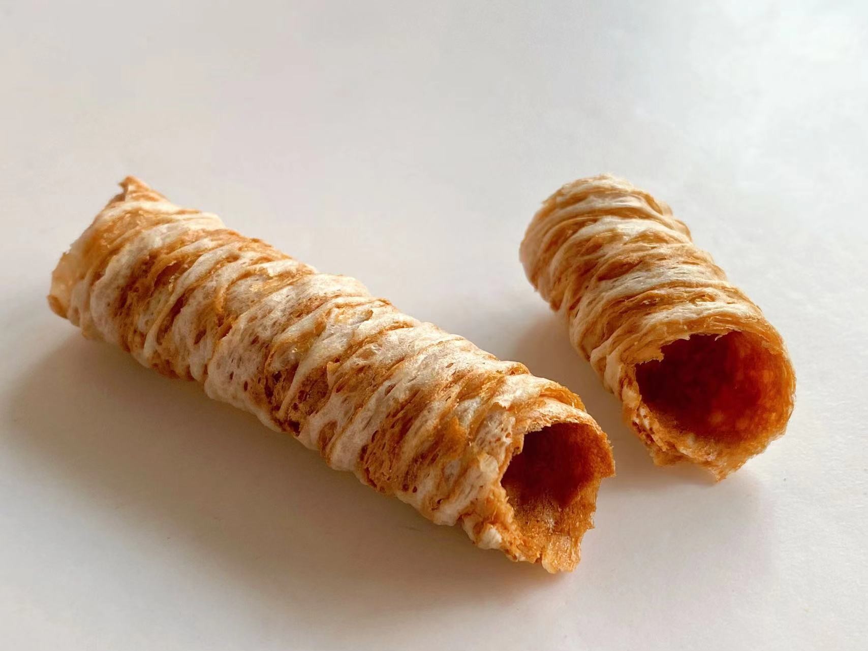 Wafer Coconut Crispy Roll