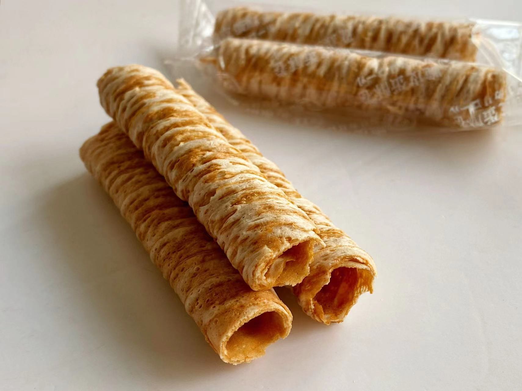 Wafer Coconut Crispy Roll