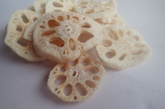 Wholesale Dried Vegetables Snacks Vacuum Fried Snacks Dried Lotus Root Chips