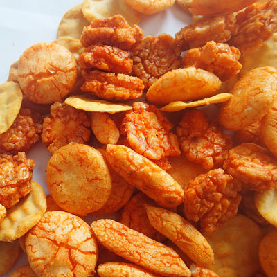 Beberapa Bentuk Gulungan Rumput Laut Goreng Suhu Tinggi Biskuit Pedas Renyah