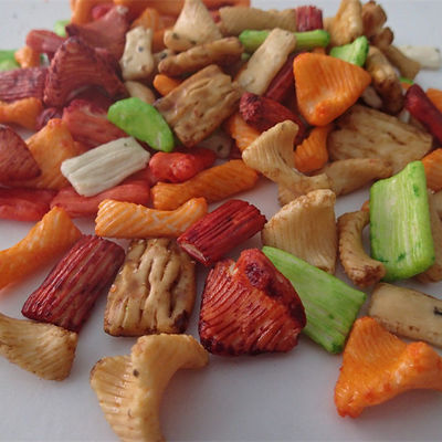 Bom preço Biscoitos japoneses do arroz das cores coloridas biscoito coreano do PNF do arroz de 2,5 quilogramas on-line