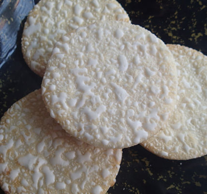 Shelly Japanese Round Rice Crackers Grain Snack Food Malto Dextrin