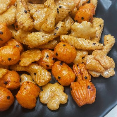 Giá tốt. Snack nhập khẩu nhật bản bánh gạo mặn ngon thông thường trực tuyến