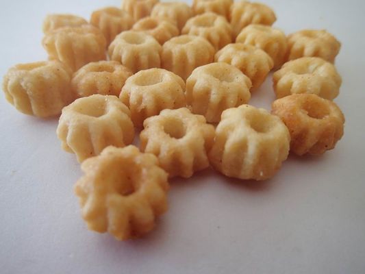 Web celebrity puffed leisure small food crispy squid balls squid coils rice crackers