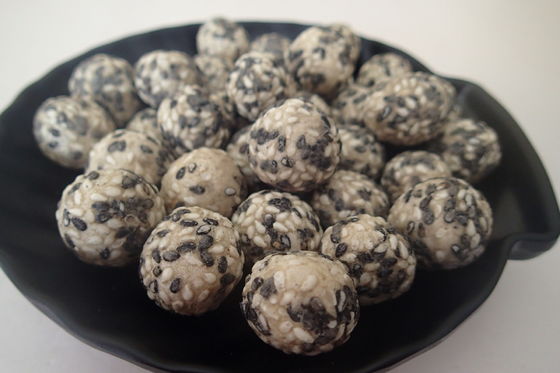 Black White Sesame Coated Peanuts Baked Crunchy Seaweed Peanut Crackers